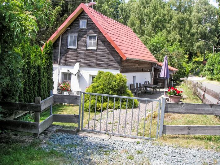 Ferienhaus für 5 Personen, mit Terrasse und Garten sowie Ausblick
