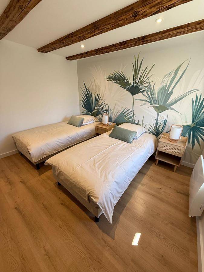 Appartement entier, Two-Bedroom Apartment with Garden View in Fillière, Région d'Annecy