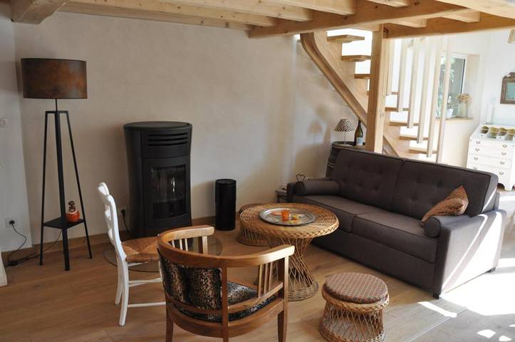 Location de vacances pour 6 personnes, avec piscine et jardin à Romanèche-Thorins - 4