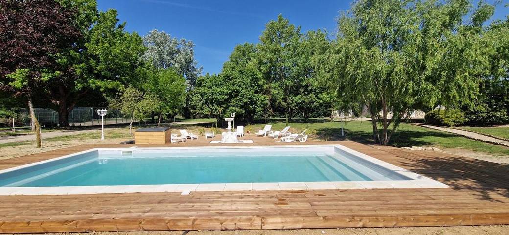 Chambre d’hôte pour 2 personnes, avec jardin et terrasse ainsi que piscine et vue à Gaillan-en-Médoc - 4