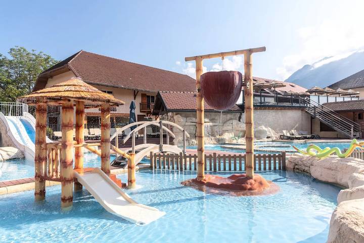 Mobil home pour 4 personnes, avec piscine et terrasse, animaux acceptés sur le Lac d'Annecy - 2