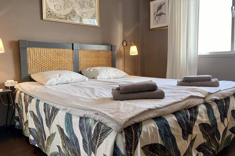 Ganze Wohnung, Schöne und komfortable Wohnung mit Aussicht. Der Zugang zu Pool, Tennis und Paddle-Platz in Torrox Costa, Torrox