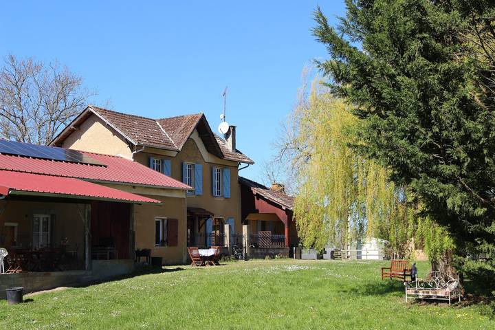 Chambre d’hôte pour 2 personnes, avec jardin dans le Gers