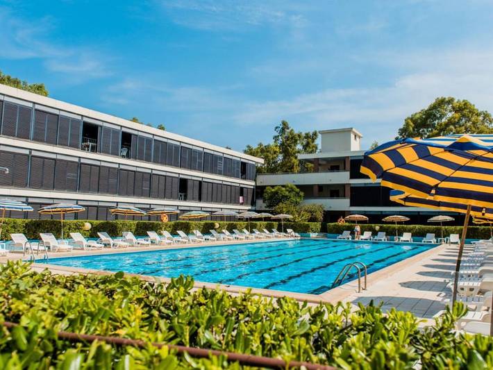 Apartamento de vacaciones para 6 personas, con piscina además de jardín y terraza - 1