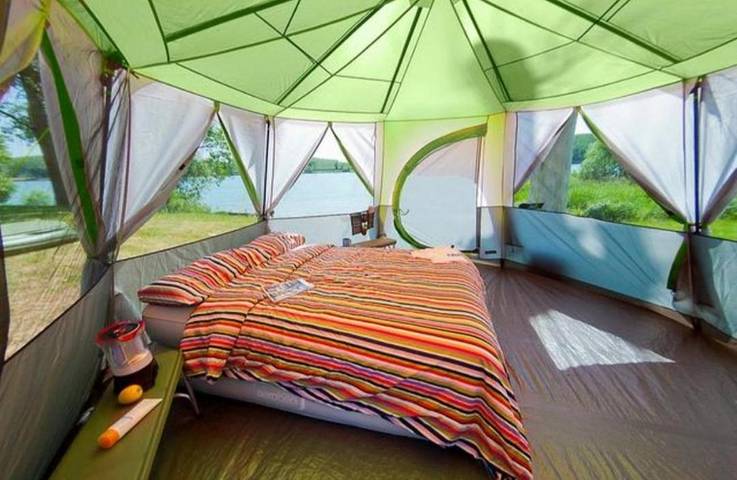 Tente pour 3 personnes, avec piscine et jacuzzi dans la Manche - 3