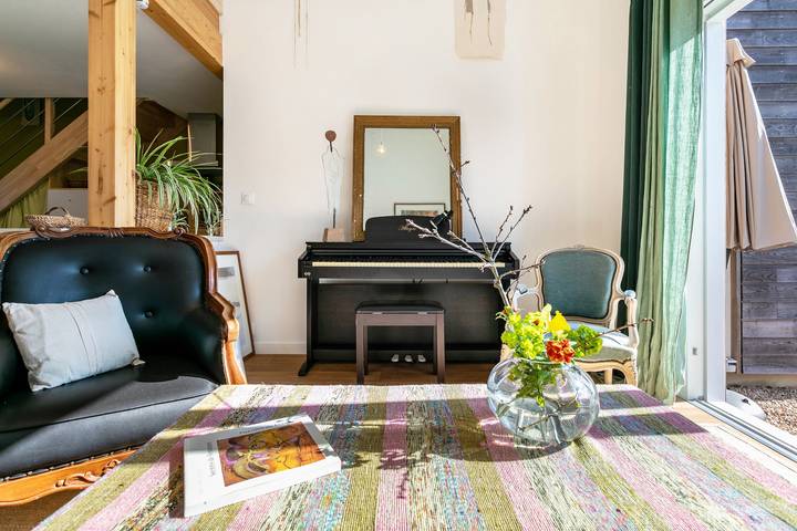 « Charmant gîte d'artiste entre terre et mer » in Lanloup, Côte de Goëlo