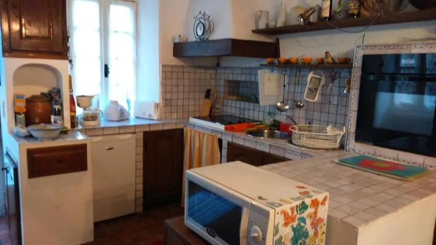 Gîte pour 5 personnes, avec terrasse à Antraigues-sur-Volane - 4