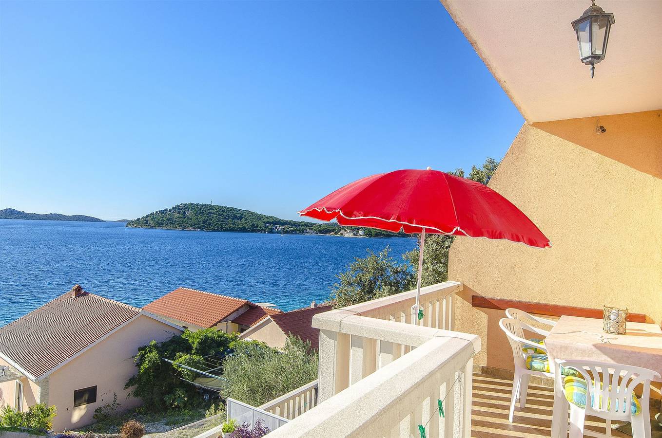 Appartamento vacanze a Razanj a partire da 101€ a notte