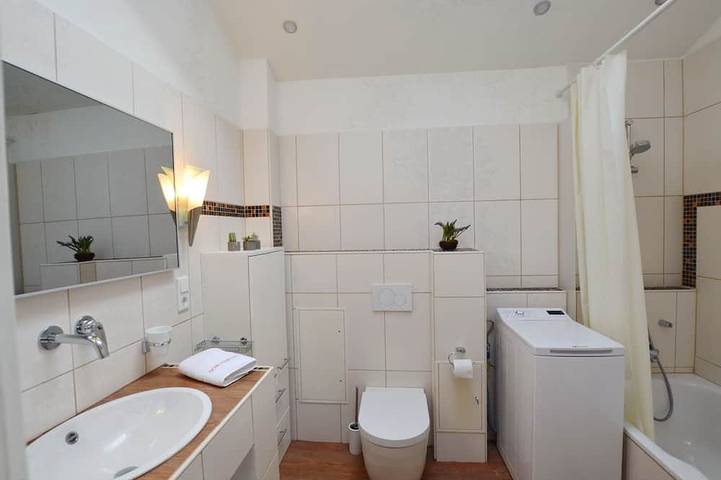 Ferienhaus für 2 Personen, mit Terrasse und Garten in Prien - 4