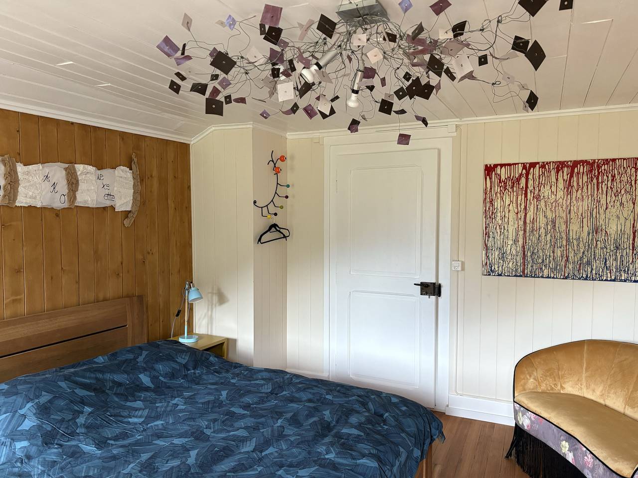 Le cabinet de curiosités de Natacha - Chambre in Aigle, Alpes Vaudoises