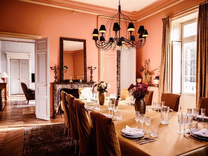 Location de vacances pour 15 personnes, avec jardin ainsi que piscine et terrasse à Vallon-sur-Gée - 4