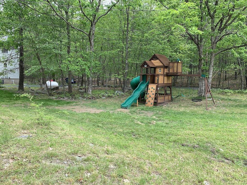 Abgeschieden und geräumig auf 10 Hektar in Saw Creek, Monroe County (PA)