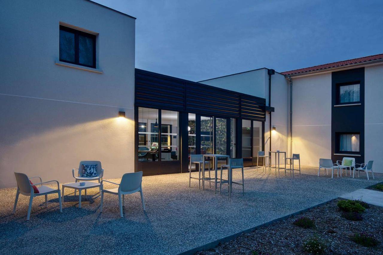 Sure Hotel by Best Western Les Portes de Montauban in Bressols, Tarn-et-Garonne