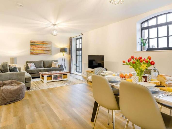 Apartment for 6 people in Rye