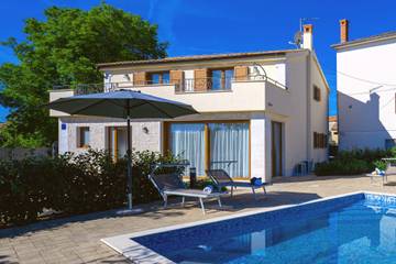Ferienhaus für 5 Personen, mit Pool und Terrasse auf Krk