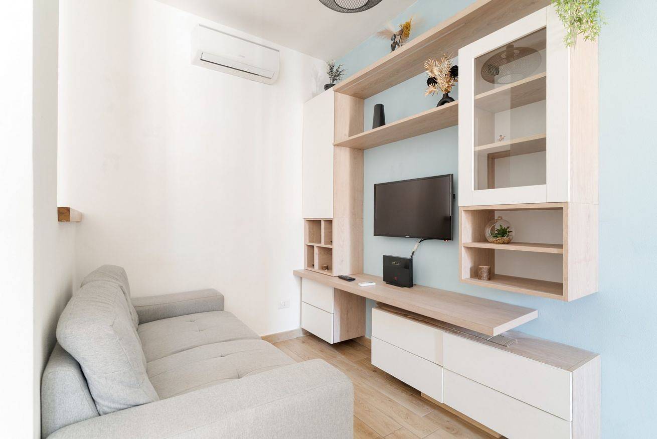 Apartamento inteiro, Apartamento de férias para 2 pessoas com varanda in Milão, Milão (província)