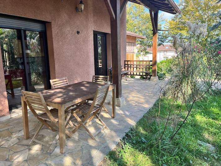 Location de vacances pour 6 personnes, avec terrasse et jardin à Castanet-Tolosan - 3