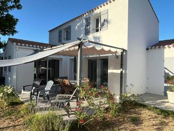 Location de vacances pour 7 personnes, avec terrasse et jardin dans Le passage du Gois