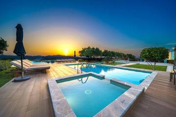 Ferienhaus für 13 Personen, mit Garten und Terrasse in Chania und Umgebung