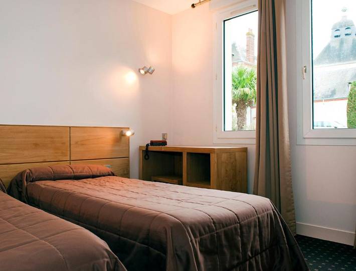 Hôtel pour 2 personnes, avec jardin à Saint-Benoît-sur-Loire - 2