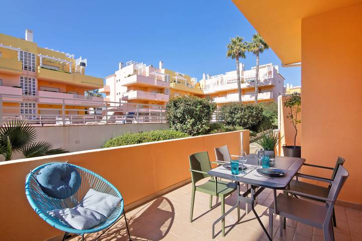Apartamento inteiro, Apartamento 'Apartamento Royal Cabanas Golf' com piscina partilhada, Wi-Fi e ar condicionado in Cabanas de Tavira, Conceição e Cabanas de Tavira