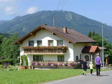 Ferienwohnung für 2 Personen, mit Balkon in Tirol