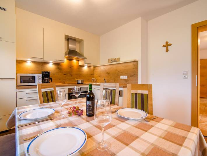 Geheel appartement, Mooi appartement vlak bij het skigebied in Gerlosberg, Bezirk Schwaz