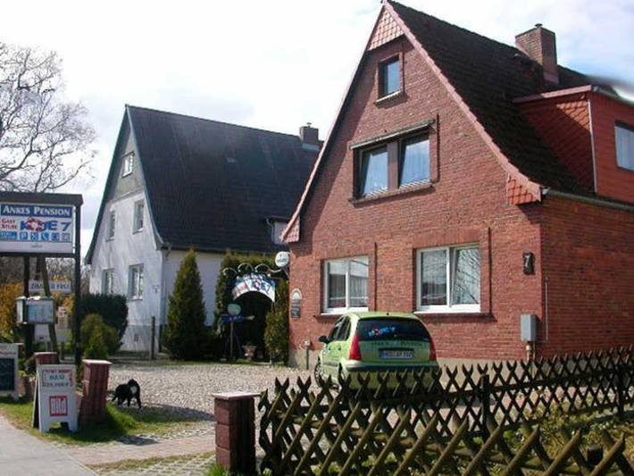 Hotel für 2 Personen, mit Terrasse und Garten in Diedrichshagen - 2