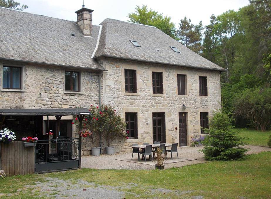 Chambres d'Hôtes Le Pont in Lac du Deiro, Égletons