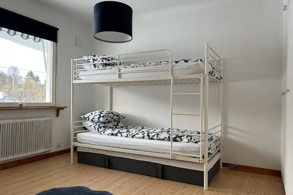 Sixty Six Degrees North - Lapland Home & Forest in Överkalix, Lappland (Schweden)