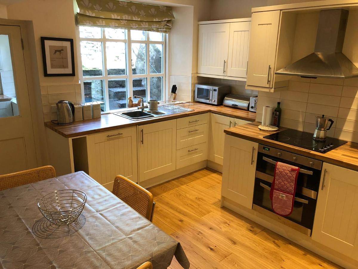 Three-Bedroom House in Staveley, Lake District