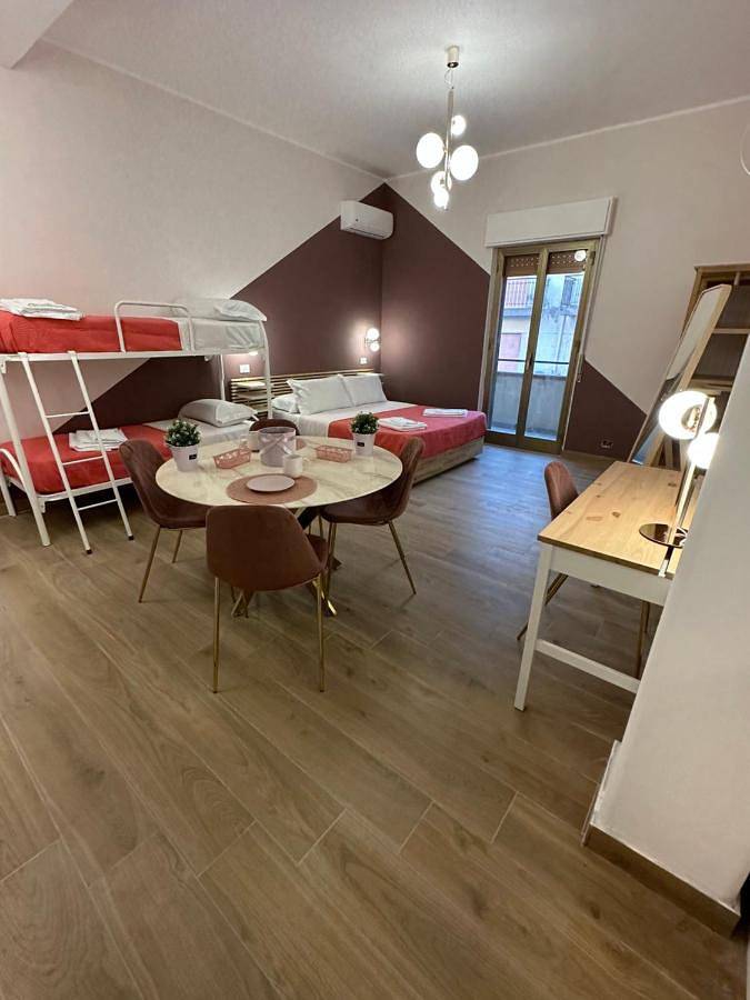 Chambre d’hôte pour 2 personnes, avec Balcon et Vue à Villa San Giovanni