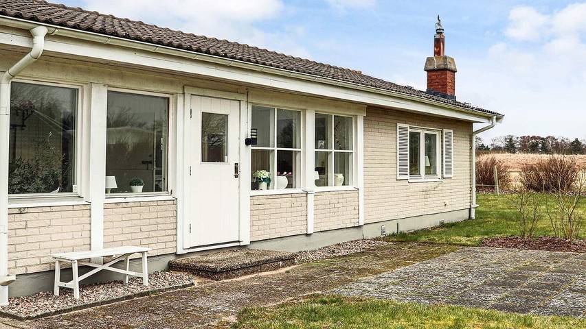 Ferienhaus für 9 Personen, mit Garten