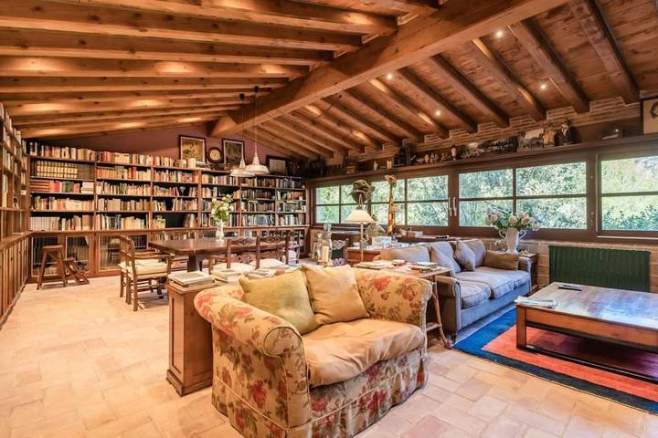 Location de vacances pour 12 personnes, avec Terrasse et Jardin ainsi que Piscine et Vue à El Bruc - 3