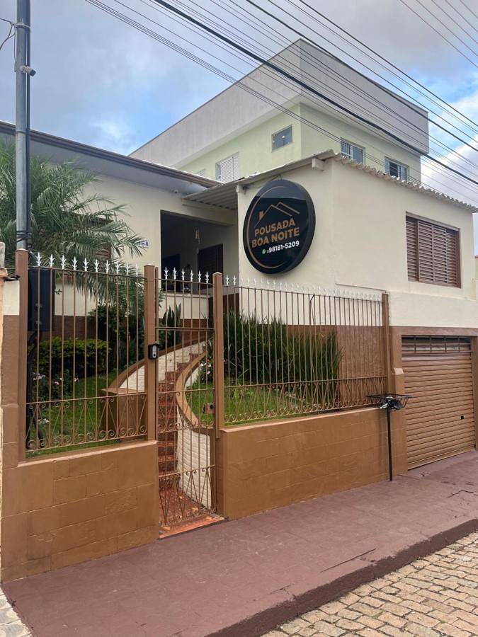 Pousadas para 3 pessoas, com jardim em Atibaia