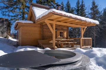 Chalet pour 4 Personnes dans Terfens, Région du Tyrol du bas, Photo 1