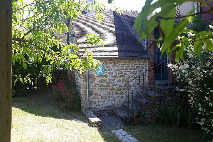 Gîte pour 4 personnes, avec jardin