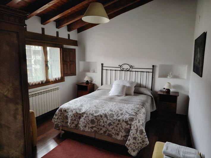 Casa rural para 4 personas, con Balcón y Terraza además de Jardín y Vistas en Las Merindades - 3