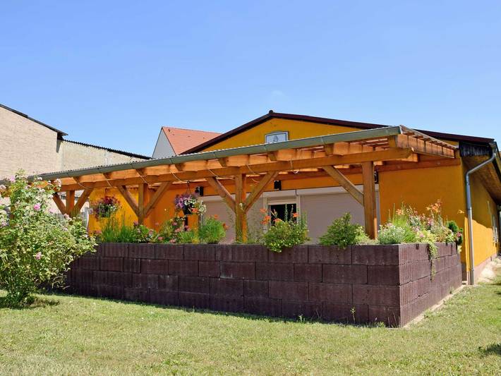 Ferienwohnung für 3 Personen, mit Garten in Aschersleben