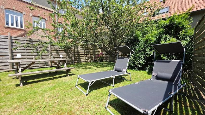 Gîte pour 5 personnes, avec Terrasse et Jacuzzi ainsi que Jardin et Sauna dans Caffiers