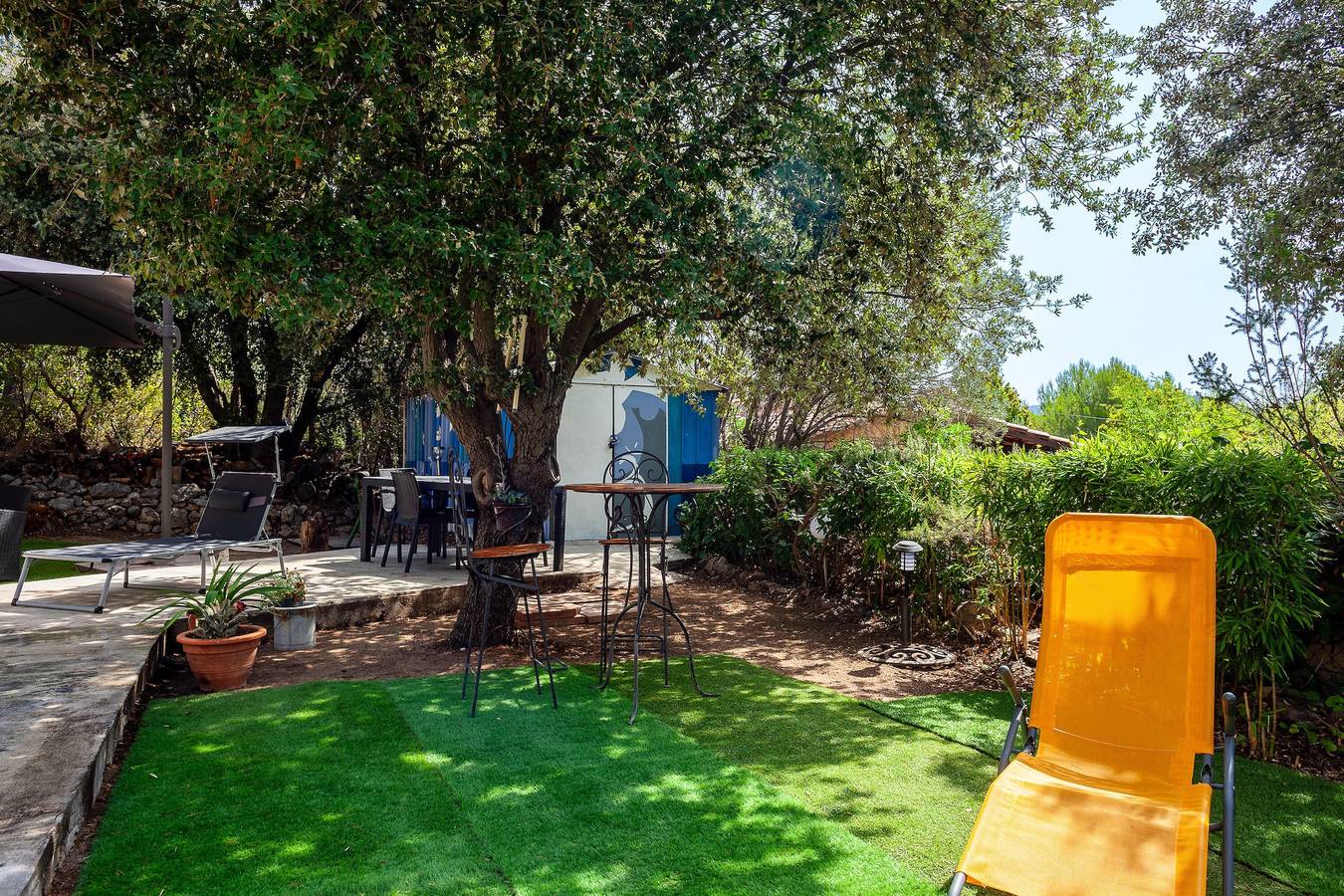 Le Cabanon de Valérie: 45 m² de interior y 700 m² de jardín con parking privado in Sanary-sur-Mer, Costa mediterránea (Francia)