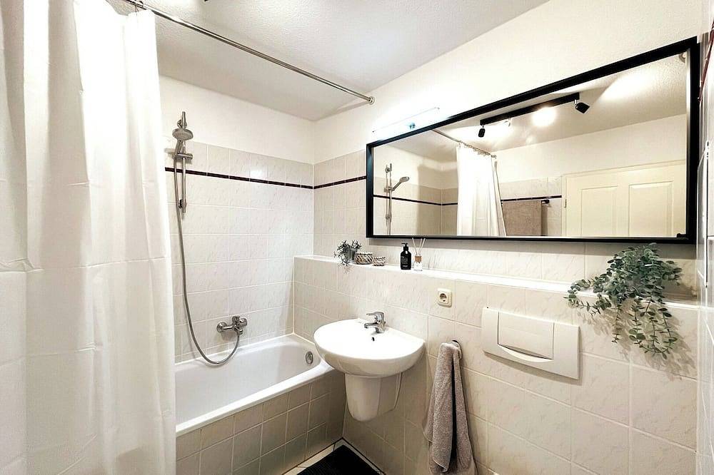 Ganze Wohnung, Moka Living-Sunset Apt, Kingbed, Wifi, Netflix in Magdeburg, Elbe-Börde-Heide