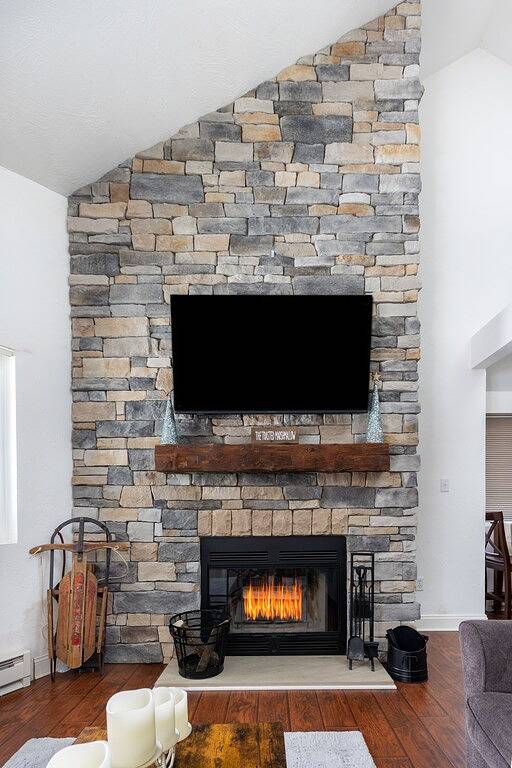 Ganze Wohnung, Hidden Valley -1Br/Loft - Your Winter Ski Getaway! in Hidden Valley, Pennsylvania