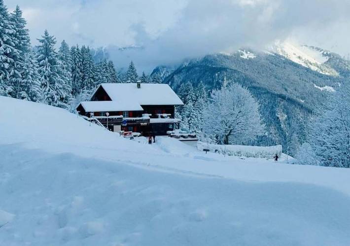BnB für 2 Personen, mit Terrasse und Garten in Graubünden