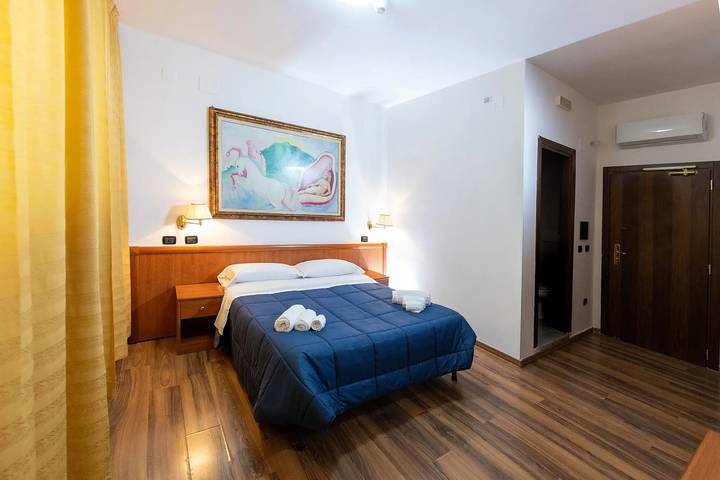 Chambre d’hôte pour 2 personnes, avec jardin à Pompei - 4
