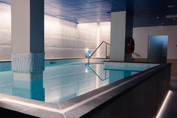 Hôtel pour 2 personnes, avec piscine et balcon ainsi que sauna et jacuzzi à Castel del Monte