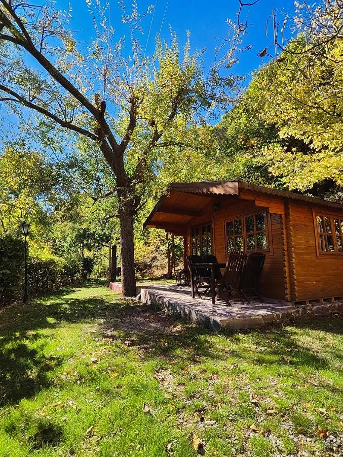 Camping for 4 people, with garden and view as well as pool - 1