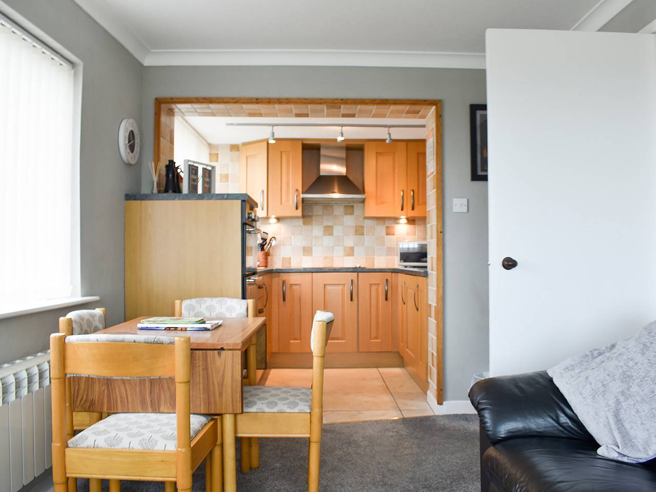 Dolphin Cottage in Grange-over-Sands, Lake District