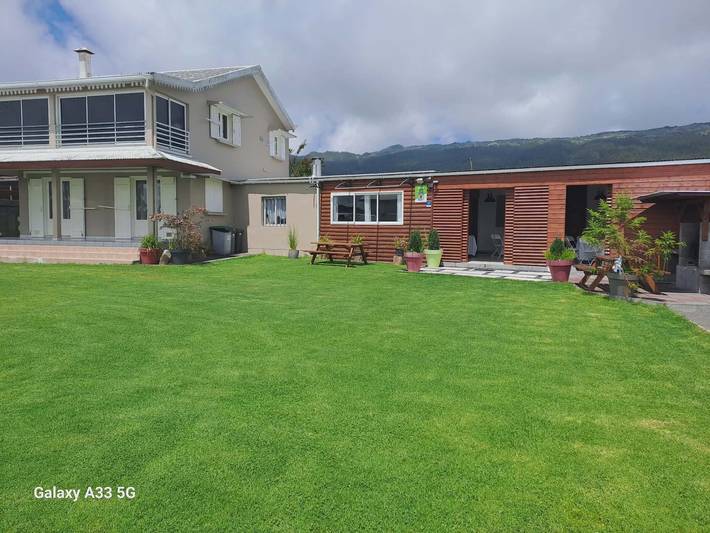 Gîte pour 11 personnes, avec jardin à Le Tampon (Réunion) - 3
