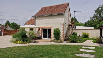 Gîte pour 4 personnes, avec vue ainsi que jardin et sauna, animaux acceptés à Bracieux